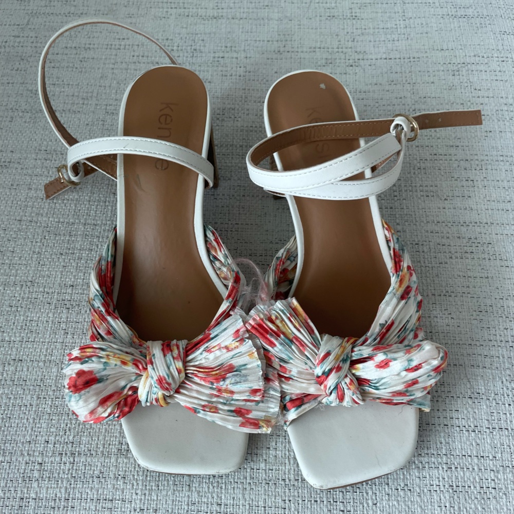 White Block-Heel Shoe